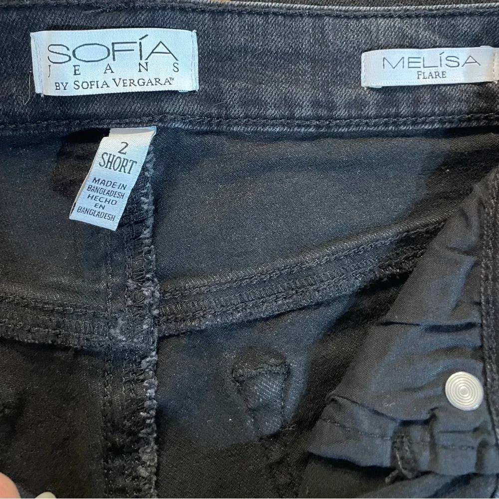 •Sofia Jeans by Sofía Vergara  Women's Black Flared Jeans - Picture 11 of 12